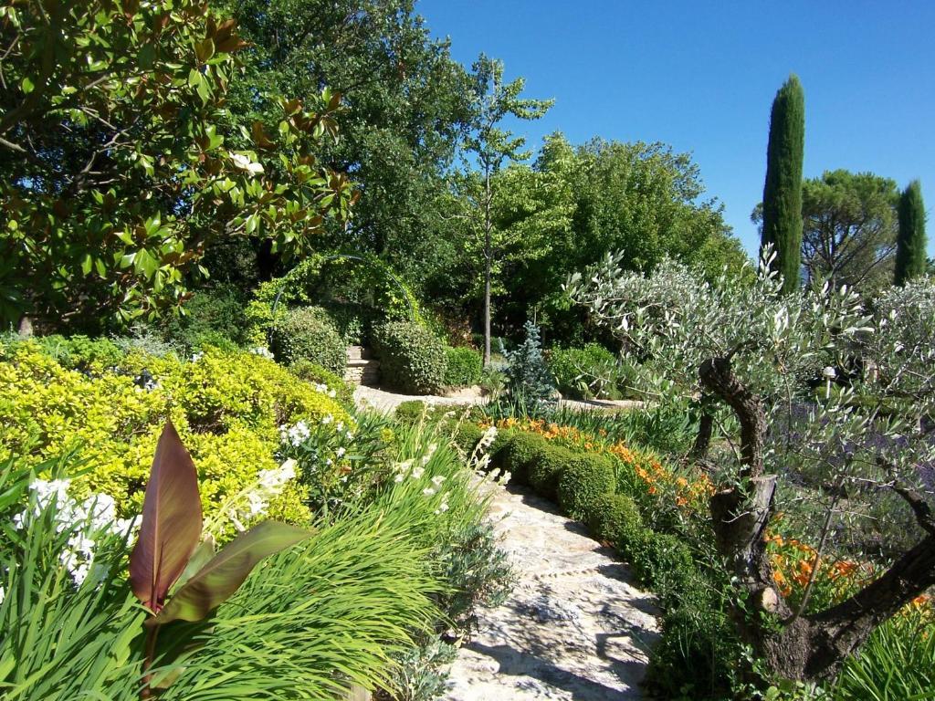 Lou Granos Gordes Exterior foto