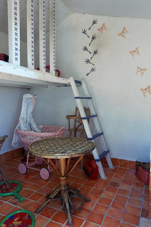 Lou Granos Gordes Exterior foto