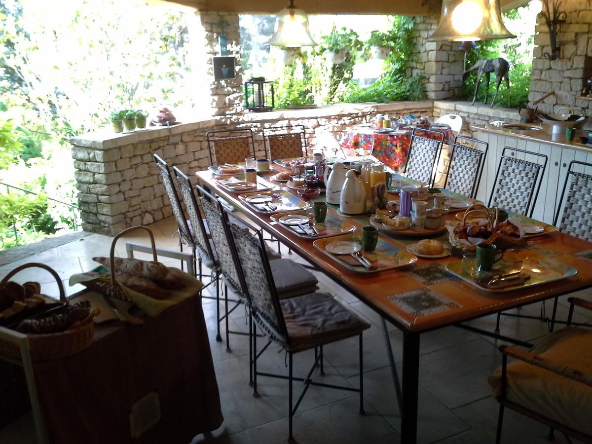 Lou Granos Gordes Exterior foto